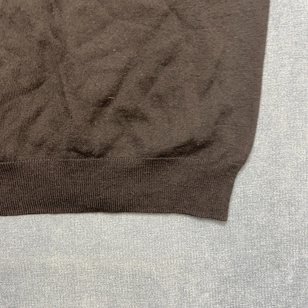 Express Extra Fine Merino Wool Sweater Vest Mens Medium Black V Neck Ribbed Hem